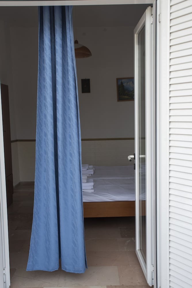 Basic Studio, 1 Double Bed