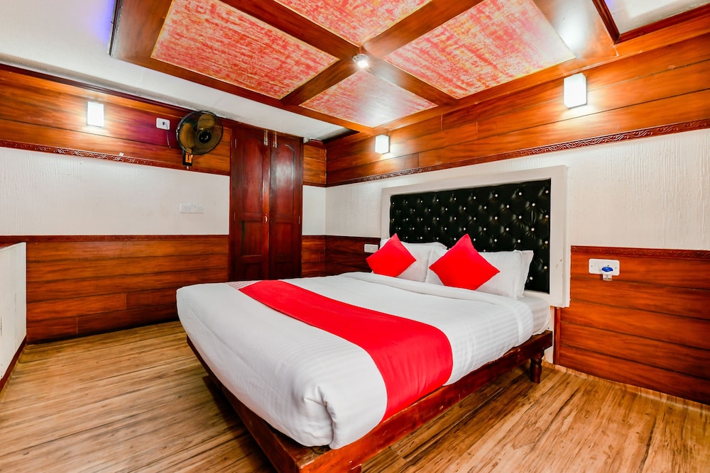 Deluxe Double Or Twin Room, 1 King Bed photo 3