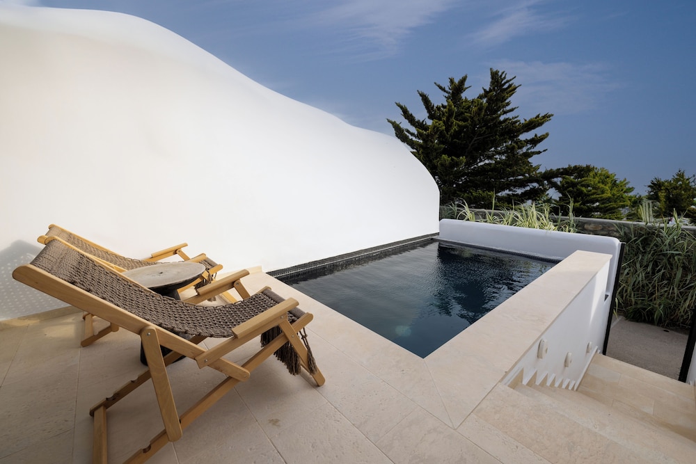 Superior Maisonette, Plunge Pool - Photo 7