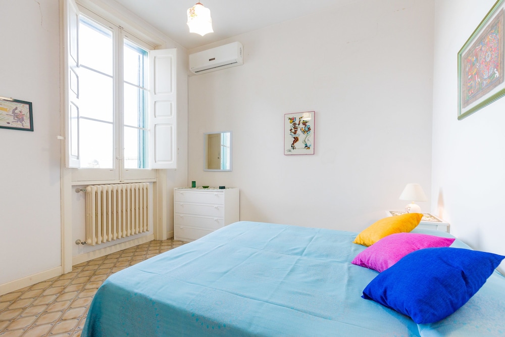 Double or Twin Room, Pool Access photo 1