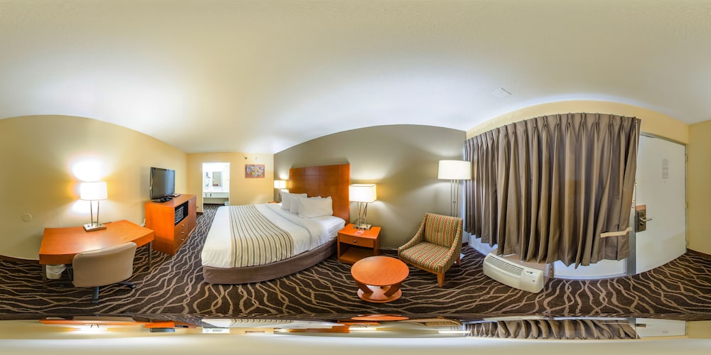 Standard Room, 1 King Bed, Non Smoking - Photo 1