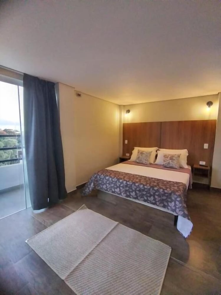 Premium Studio, Jetted Tub, Garden View photo 3