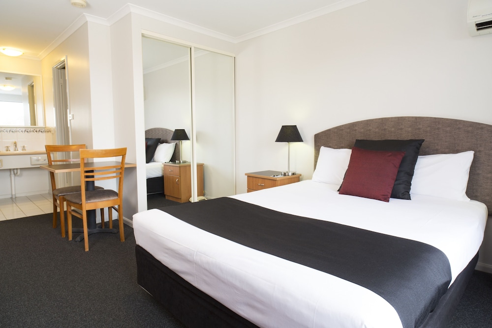 Deluxe Queen Room photo 1