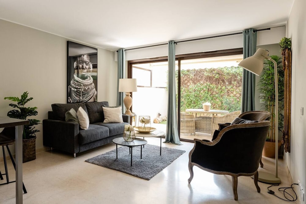 Business Apartment