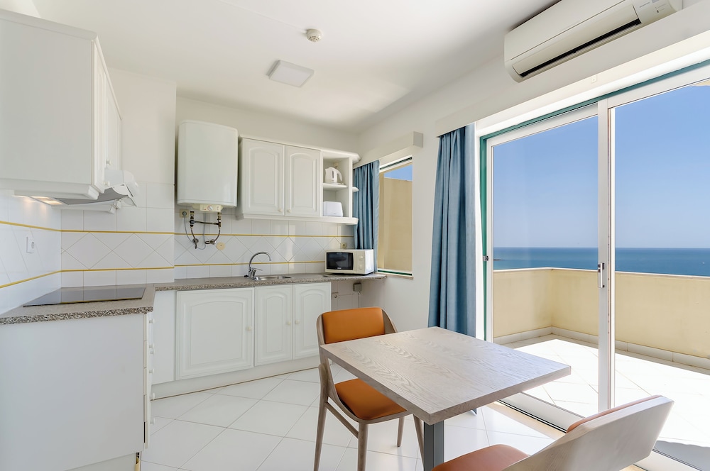 Apartment, 1 Bedroom, Sea View (Front) - Photo 9