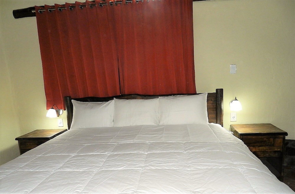 Comfort Bungalow, 1 King Bed, Private Bathroom