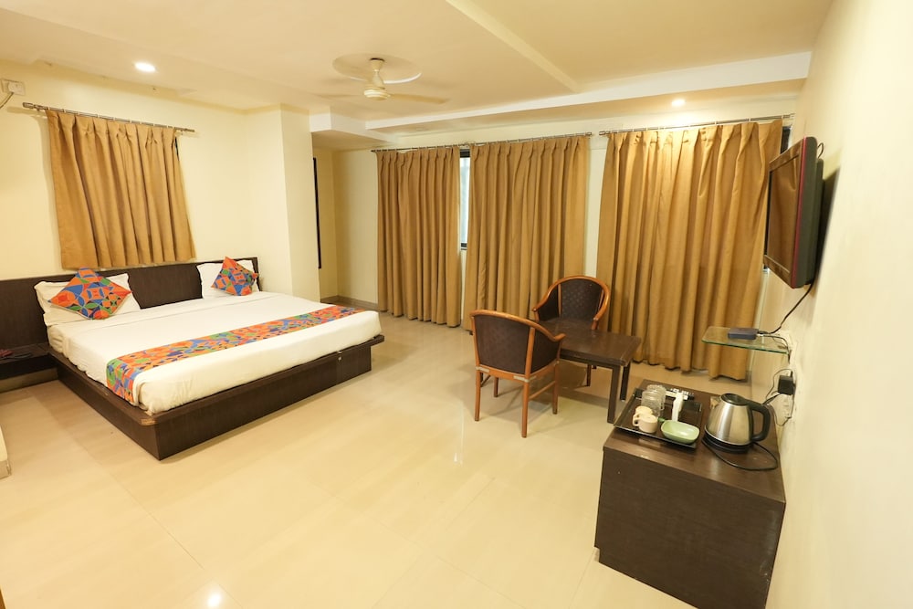 Deluxe Room, City View