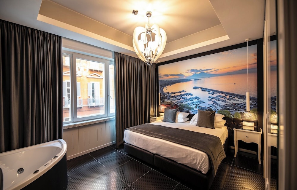Deluxe Double Room, Partial Sea View