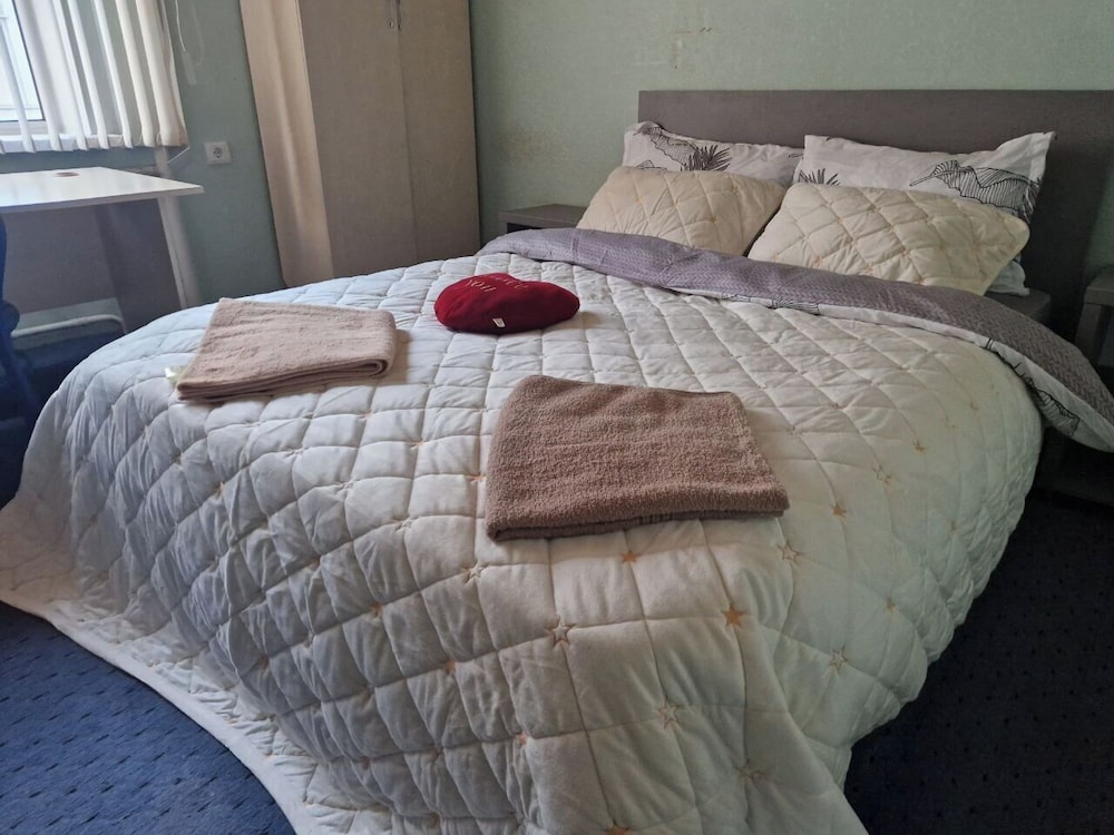 Double or Twin Room photo 3