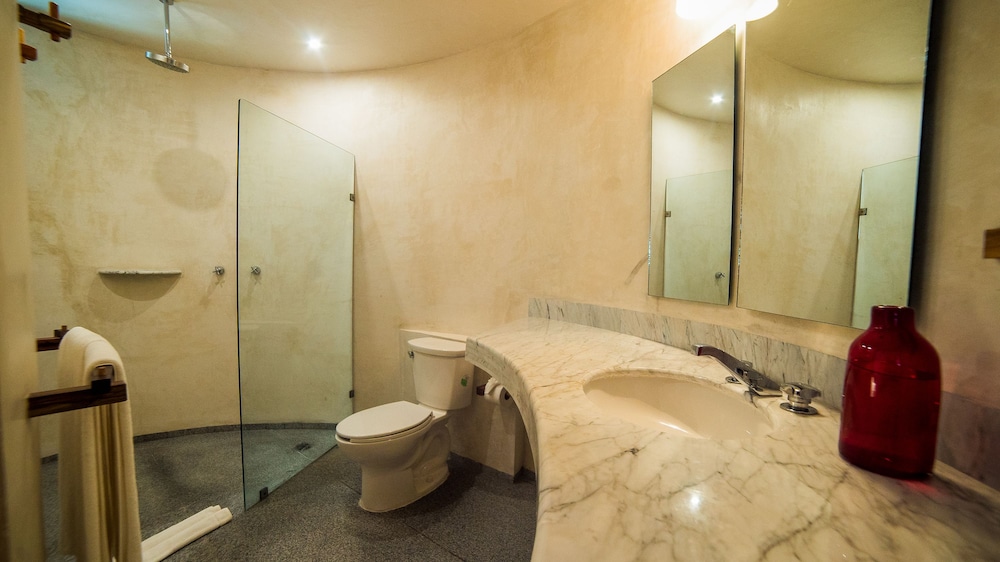 Casa Maya Partial Ocean View A/c