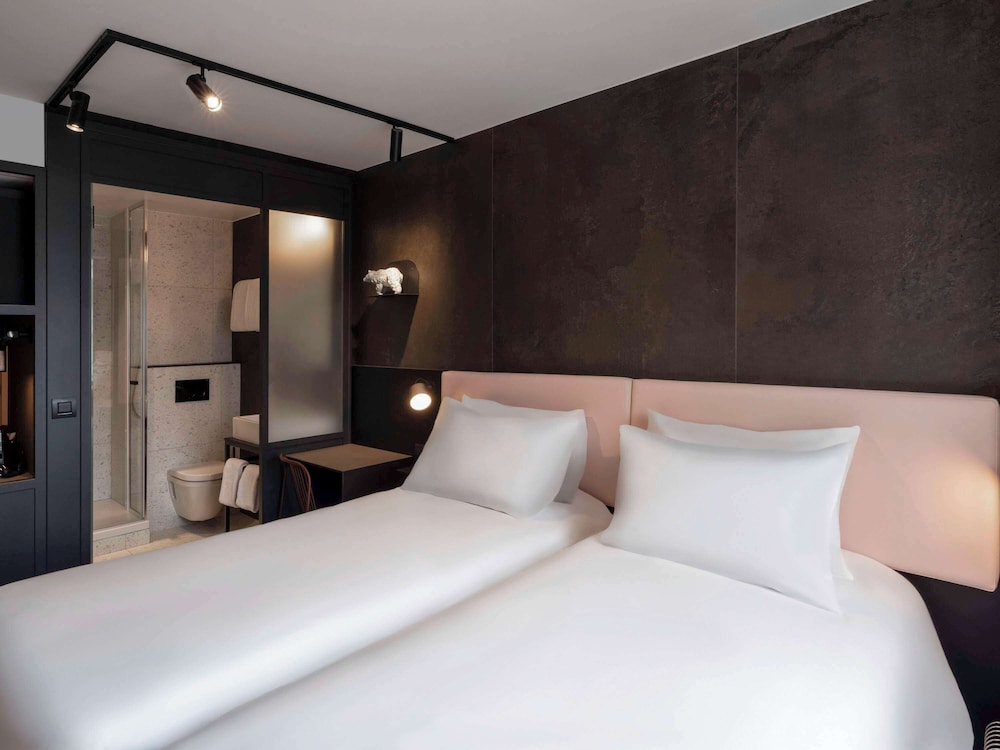 Comfort Room, 2 Twin Beds, Garden View