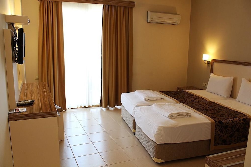 Standard Room photo 3