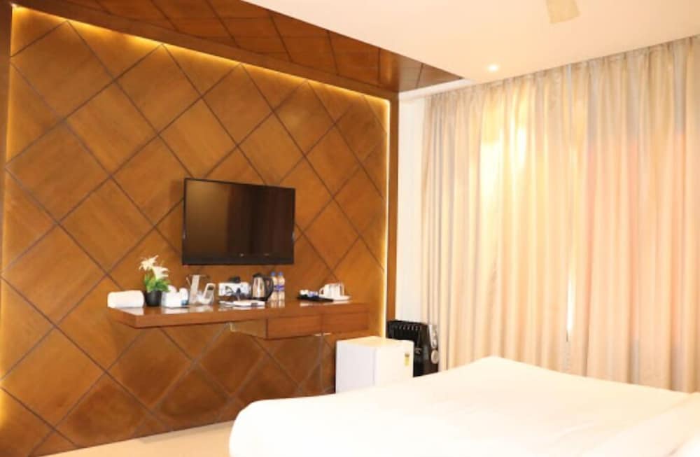 Royal Suite photo 2