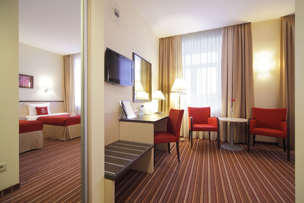 Superior Twin Room photo 3