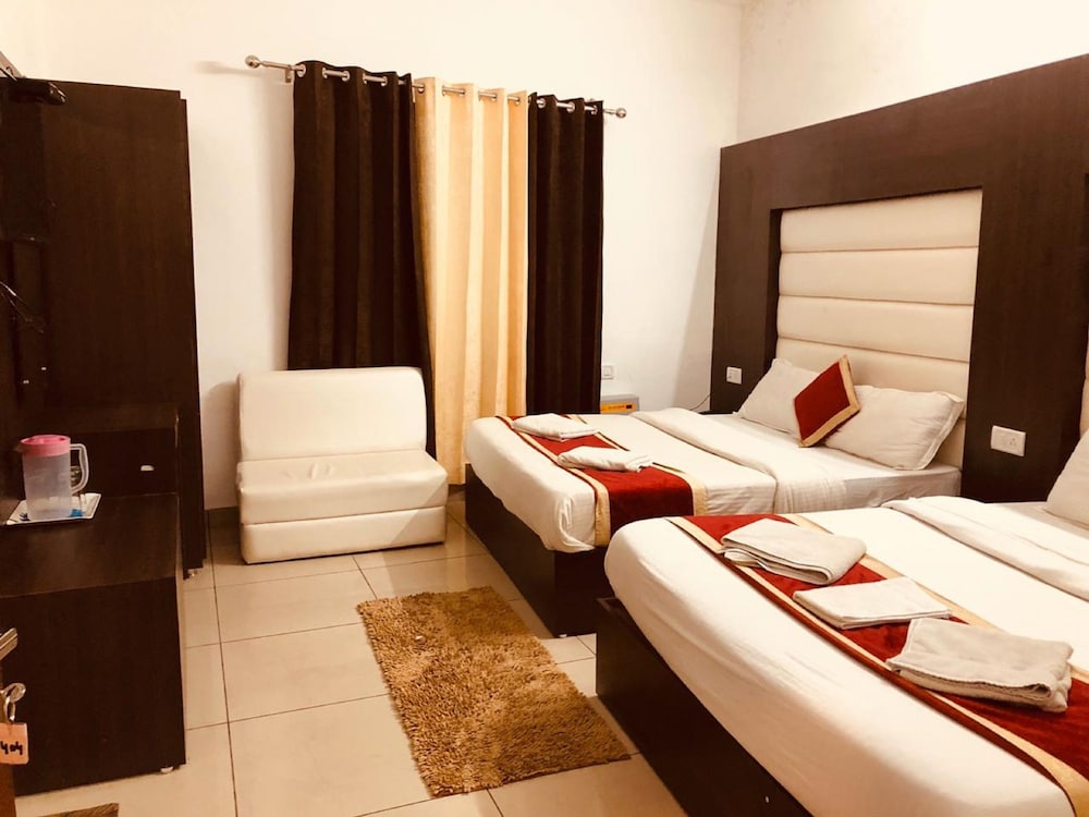 Deluxe Triple Room, Multiple Bedrooms