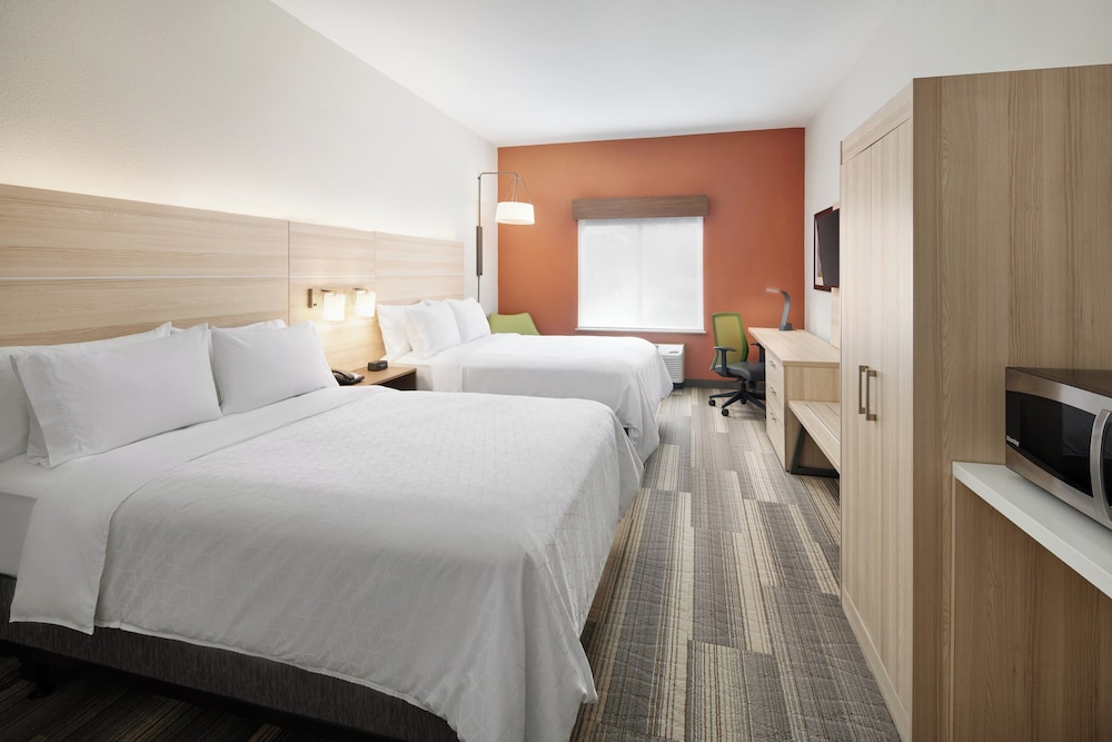 Suite, 2 Double Beds, Accessible (Addnl Living Area, Comm Access) - Photo 5