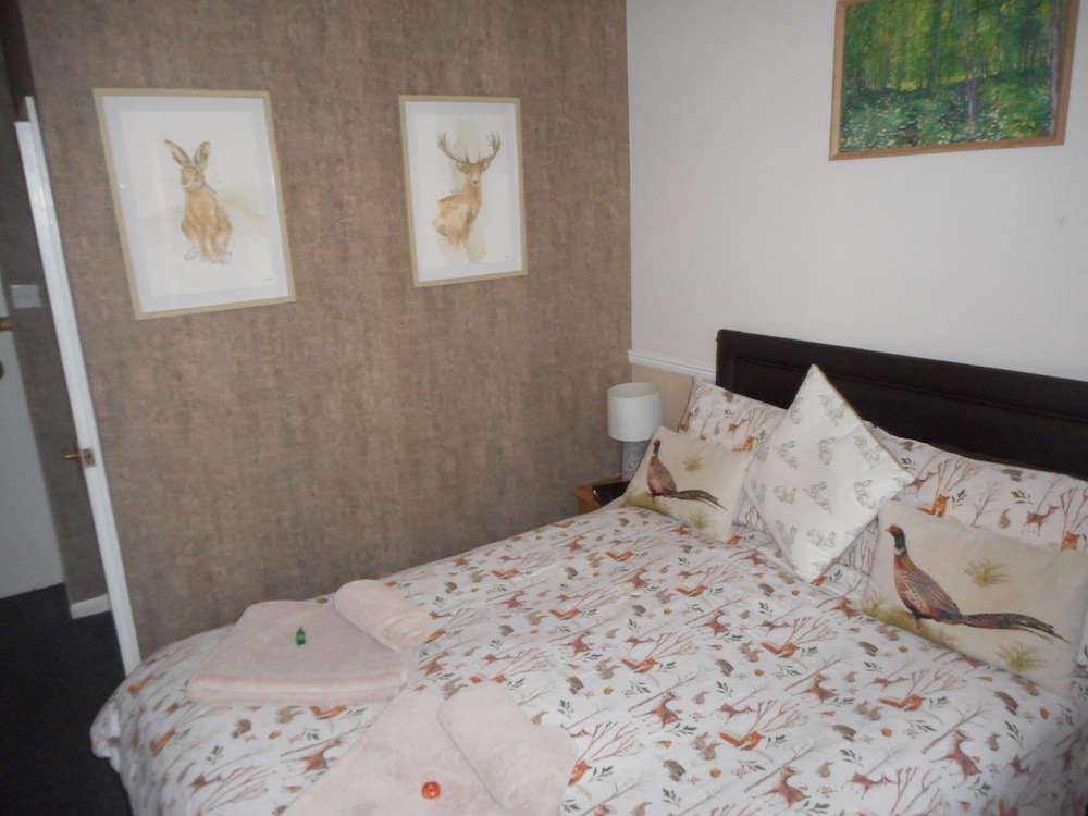 Standard Double Room, Ensuite - Photo 2