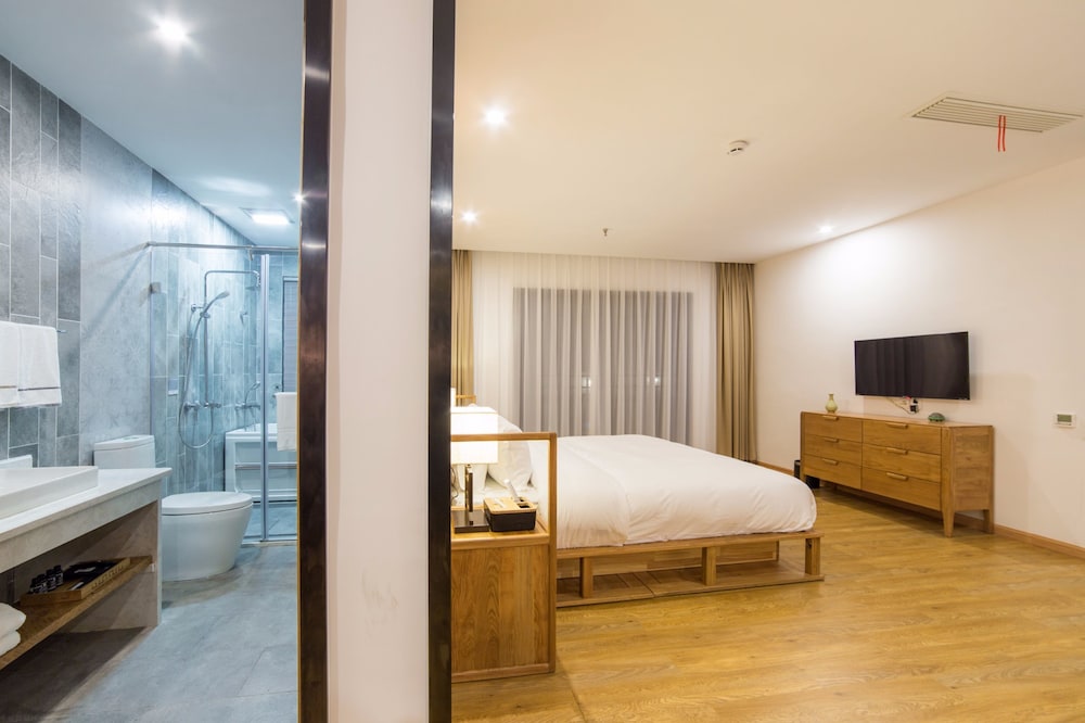Grand Room photo 2