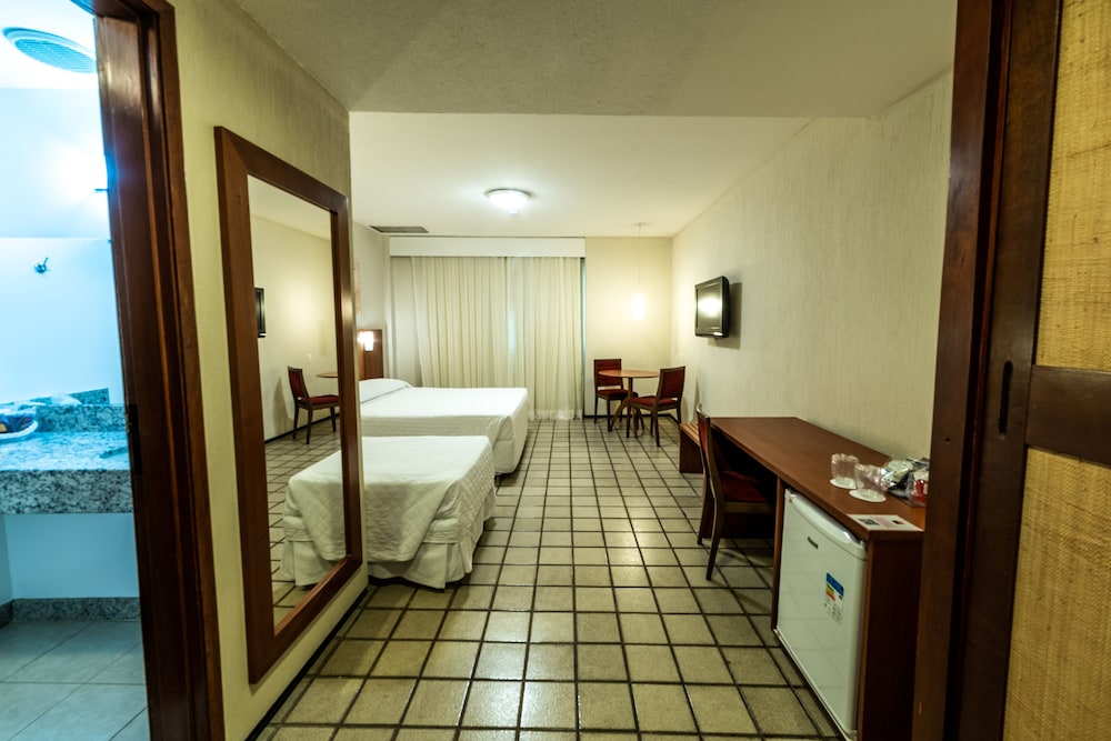 Standard Double Room - Photo 9