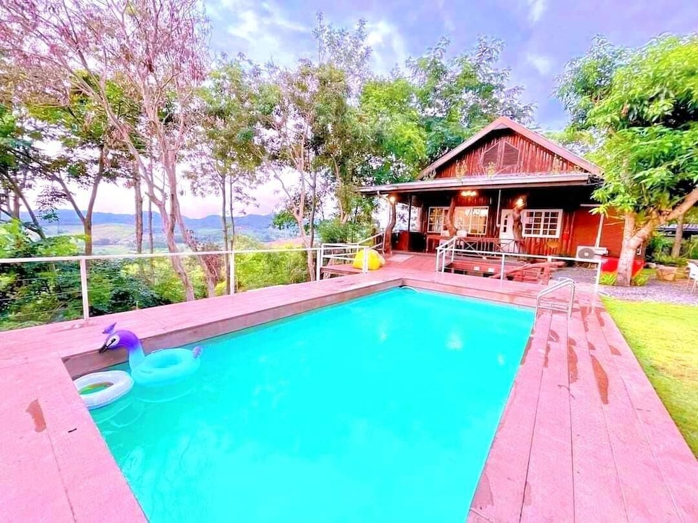 Kirirath Pool Villa