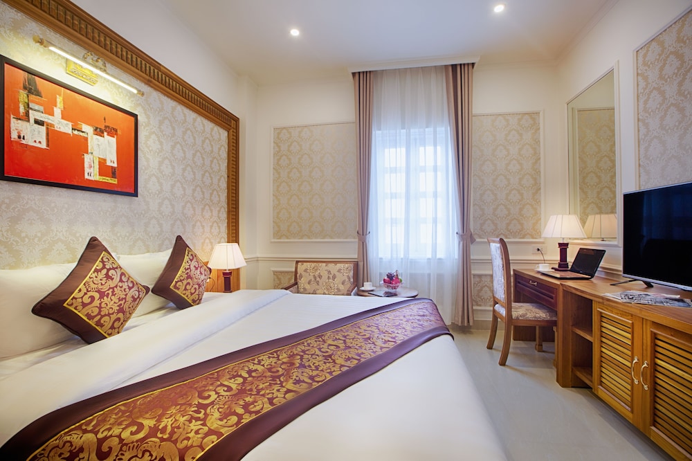 Riverside Room photo 3