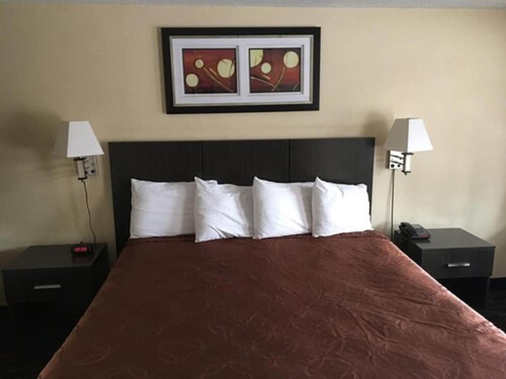 Standard Room, 1 King Bed, Non Smoking