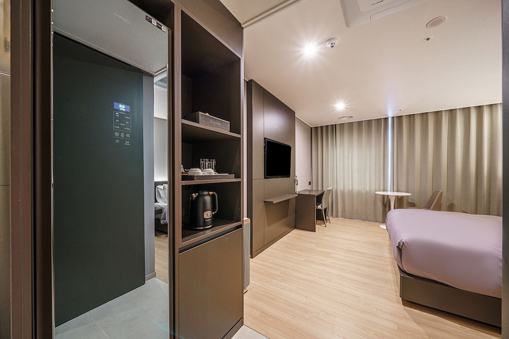 Premier Double Room - Photo 2