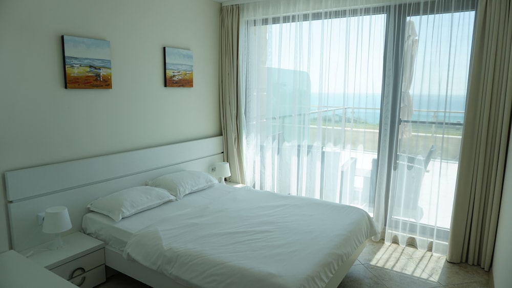 Comfort Apartment, 1 Double Bed with Sofa bed, Balcony, Sea View photo 1