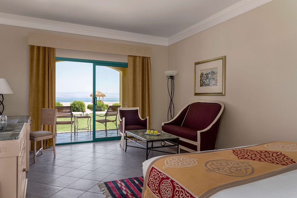 Garden View Room Twin bed