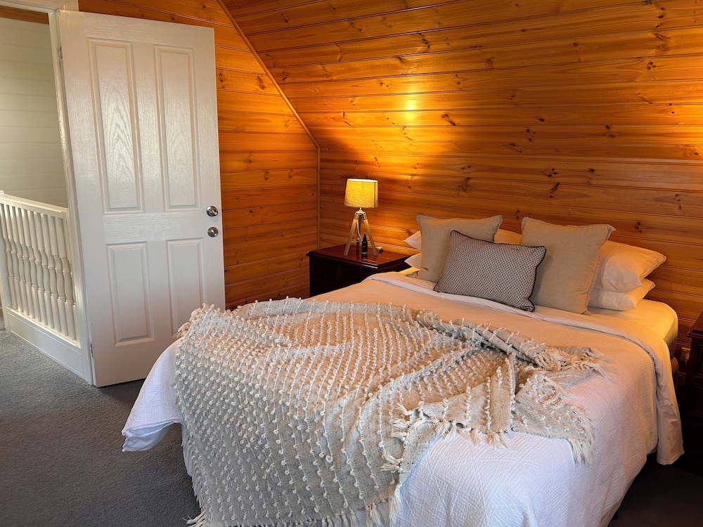Double Storey Cottage photo 3