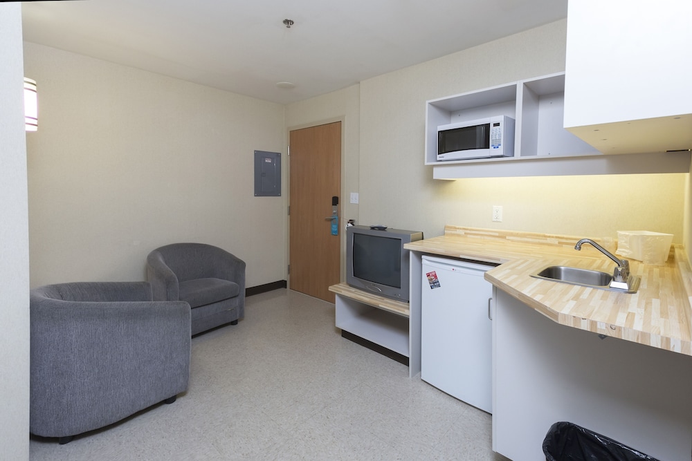 Suite, 2 Bedrooms photo 3