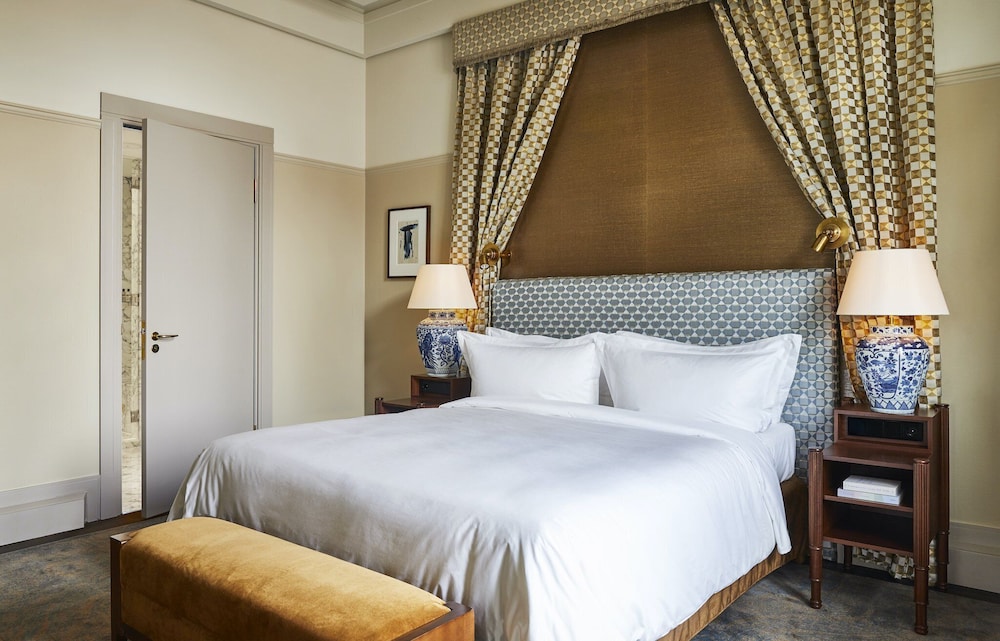 Suite, Balcony, River View (Prestige)