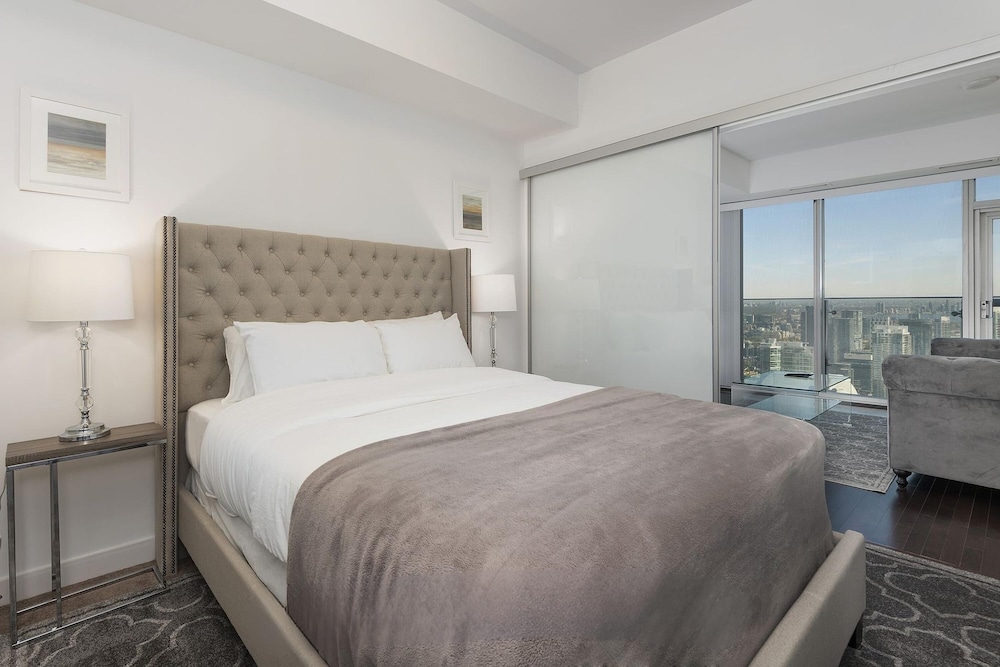 Standard Suite, 1 Queen Bed with Sofa bed