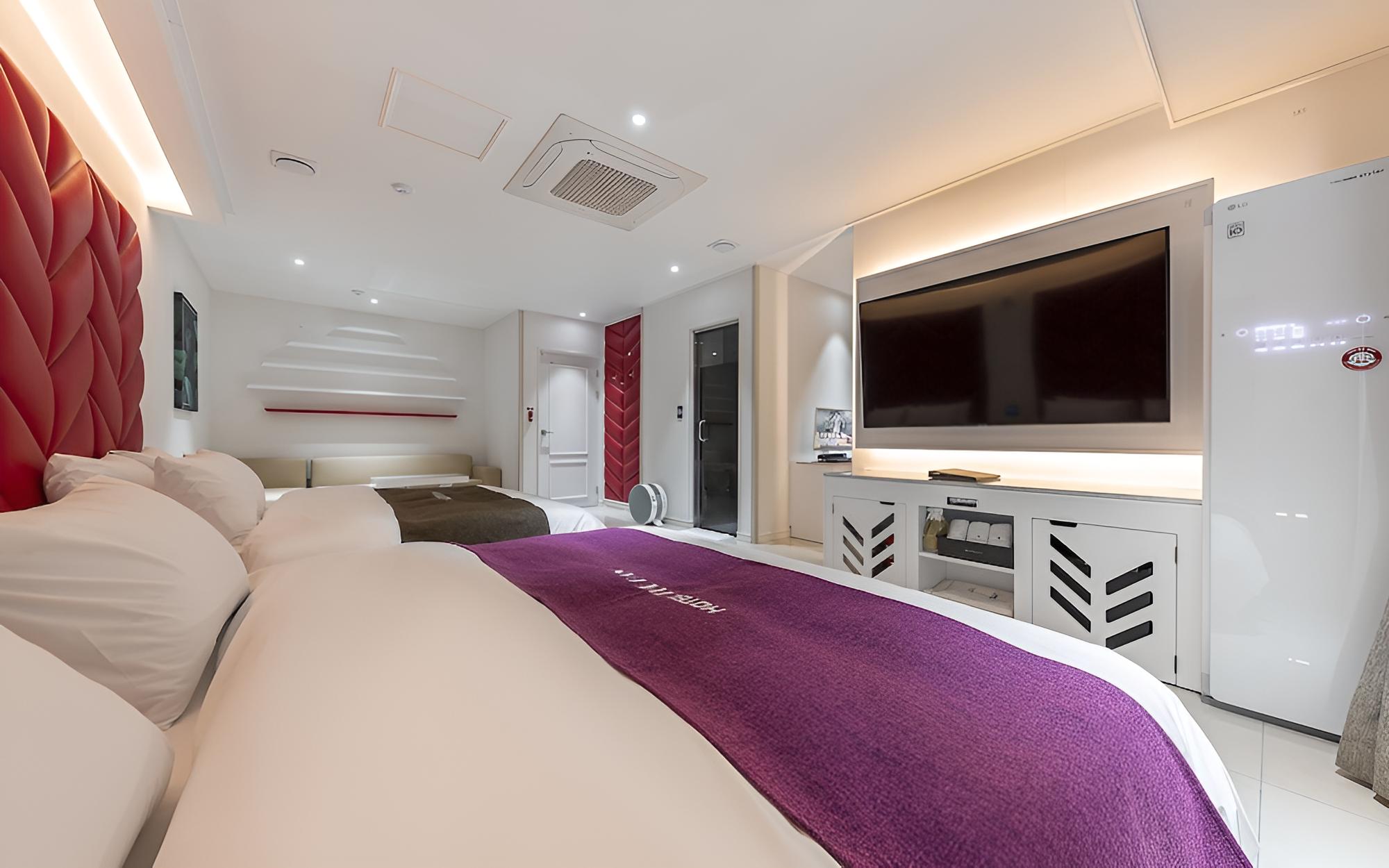 Room (VVIP (Free Breakfast - Excluding SUN ) - Photo 5