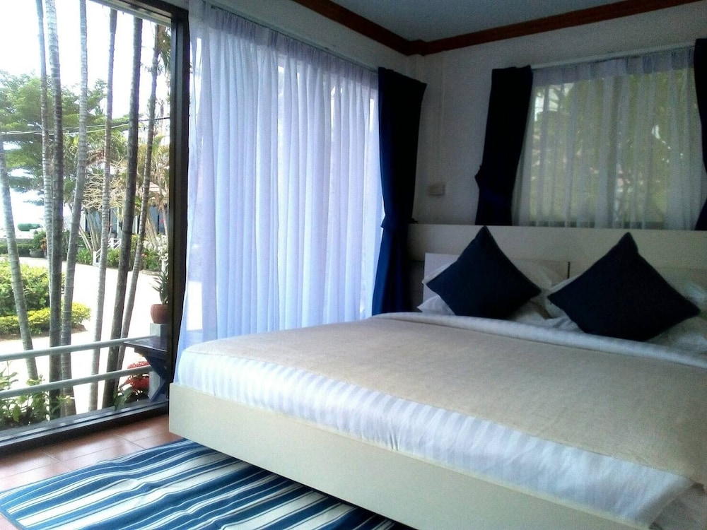 Executive Seaview Cabin photo 2