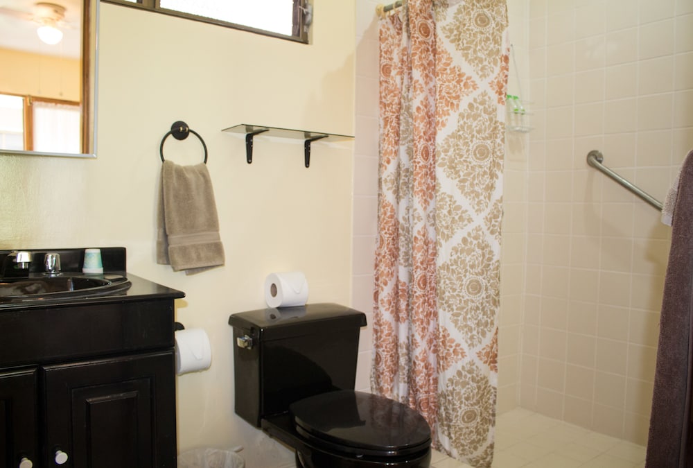 Deluxe Double or Twin Room, Non Smoking, Courtyard View photo 2