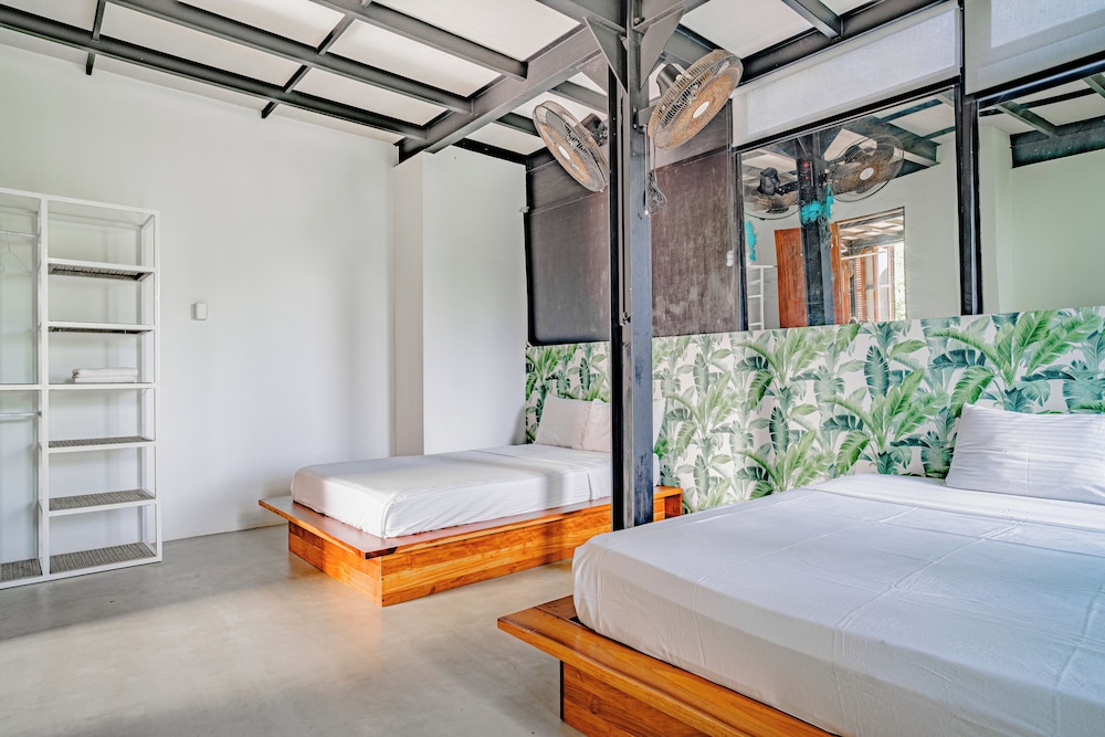 Standard Triple Room, Garden View