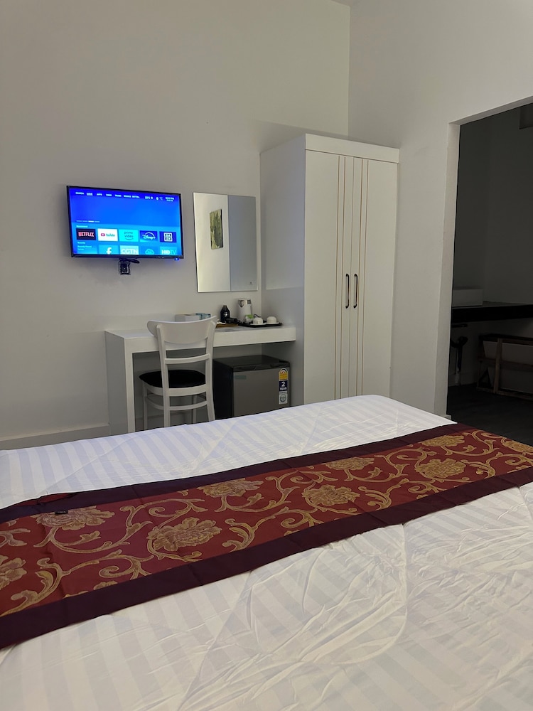 Deluxe Double Room photo 3