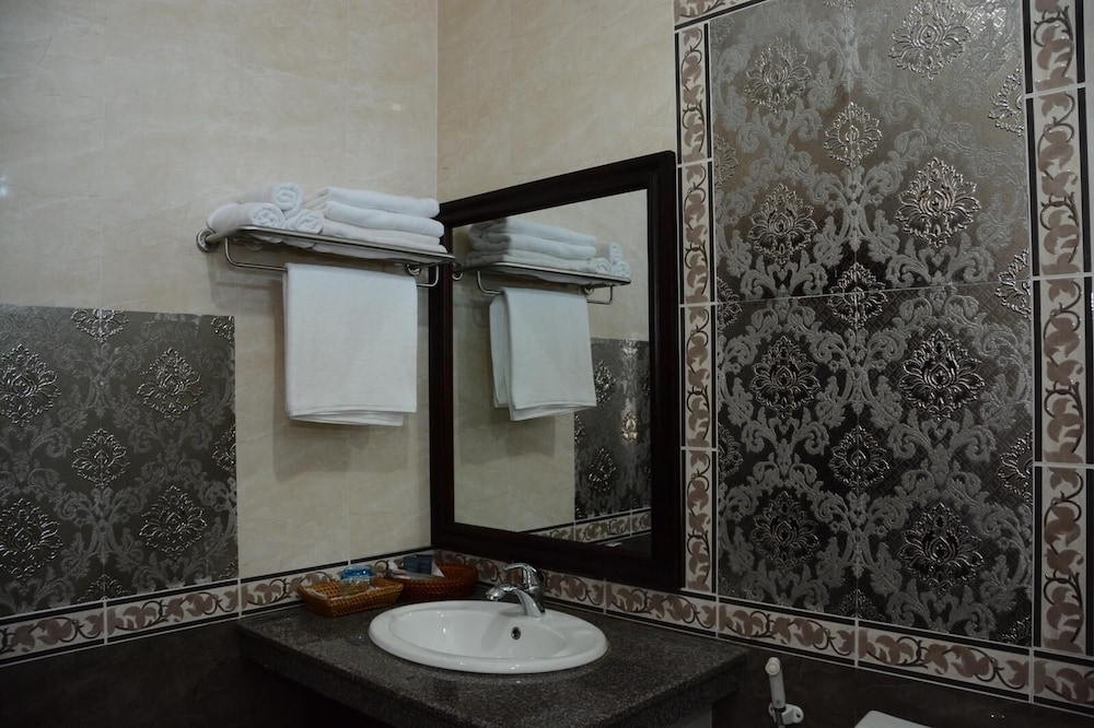 Deluxe Suite photo 2