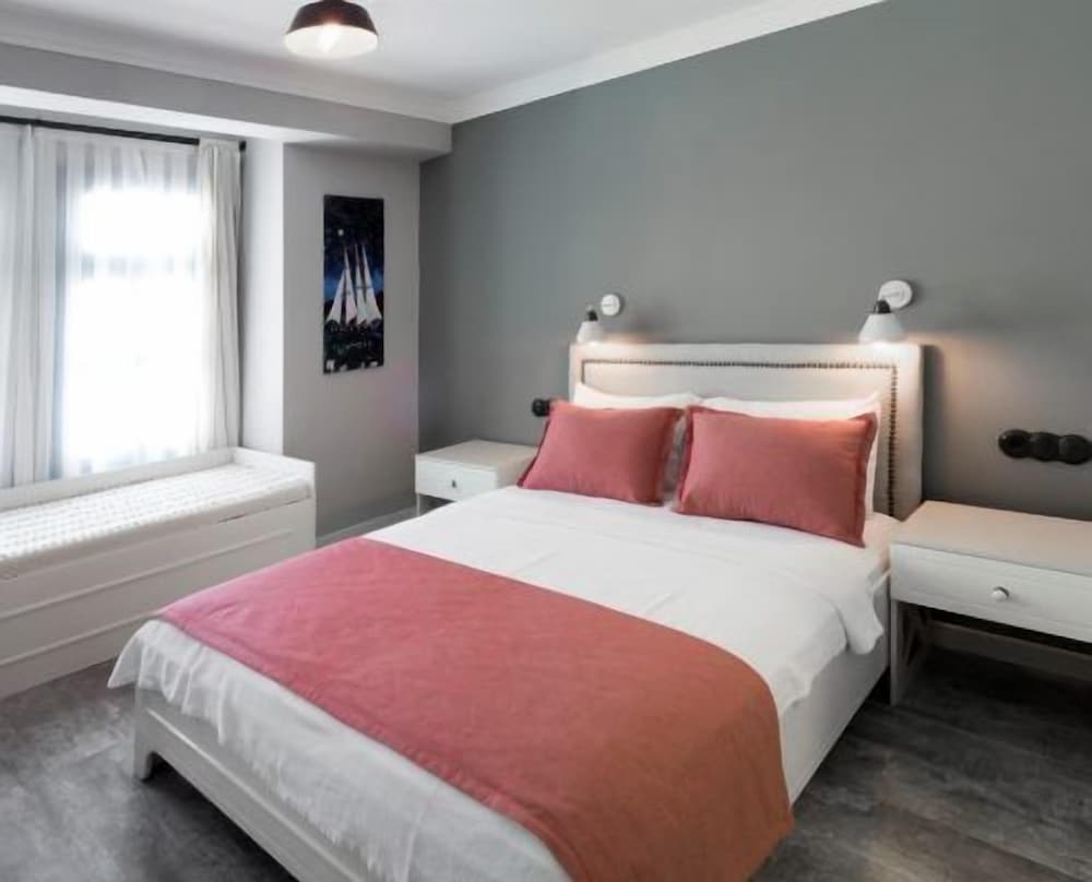 Deluxe Triple Room photo 1