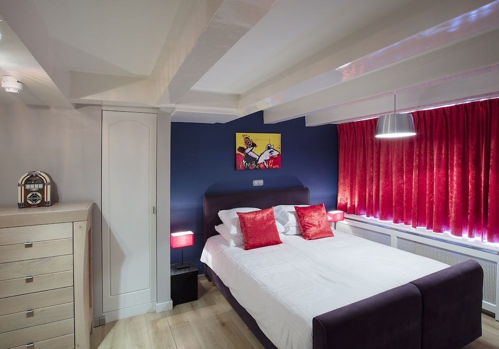 Apartment, 1 Bedroom, Canal View (Herman Brood) photo 3