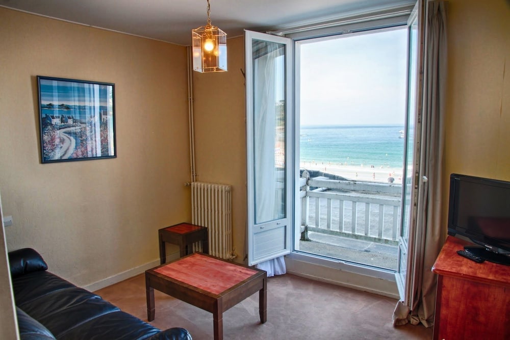 Suite, Sea View photo 2