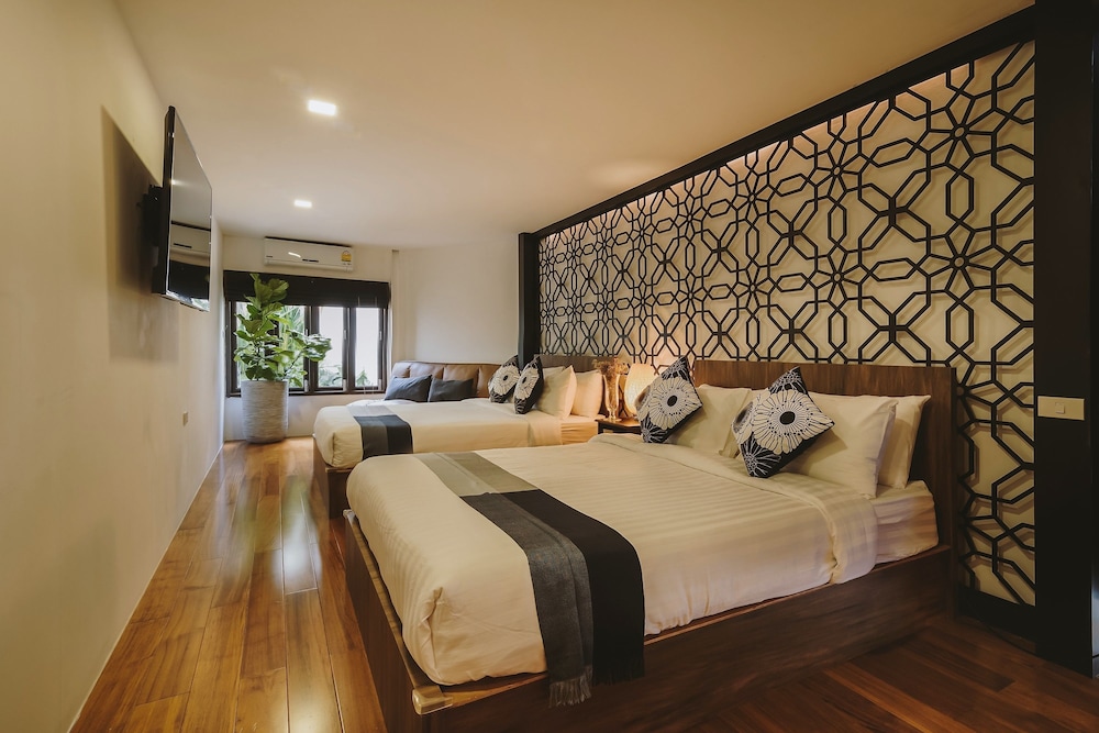 Family Studio Suite Room 1