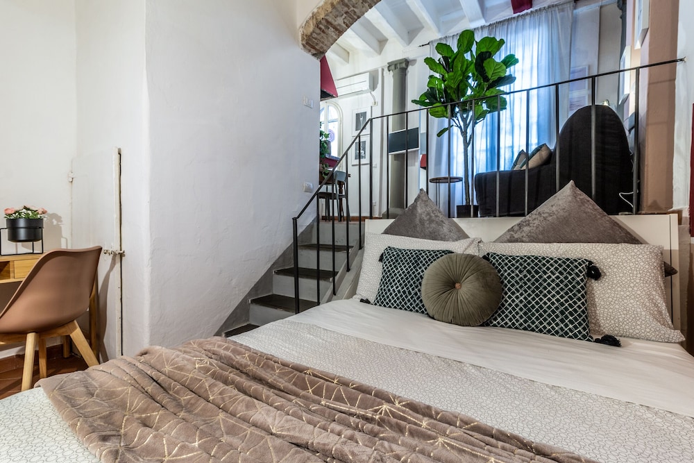 Wine Apartments  Florence  Vernaccia photo 3
