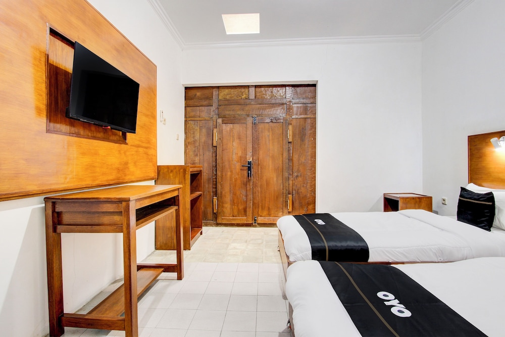 Deluxe Twin Room photo 3