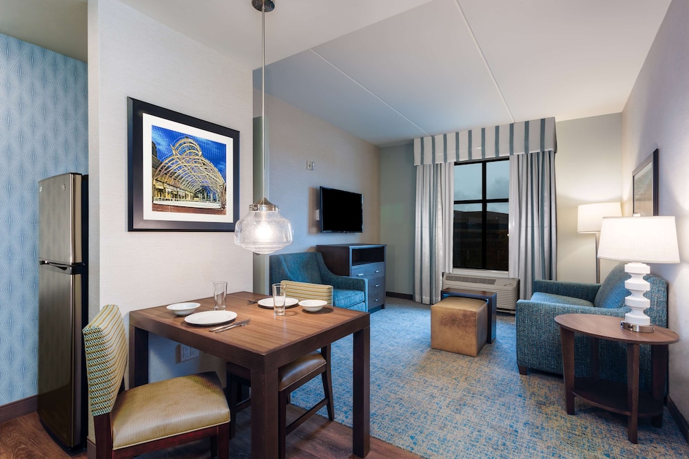 Suite, 2 Queen Beds, Accessible, Bathtub (Mobility & Hearing) - Photo 2