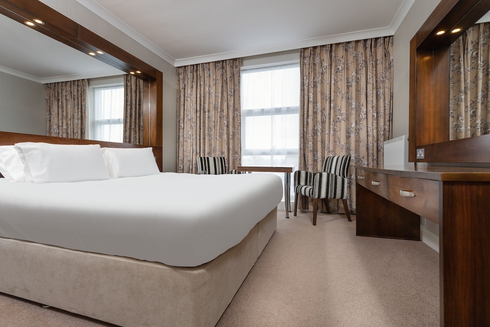 Superior Room, 1 King Bed - Photo 5