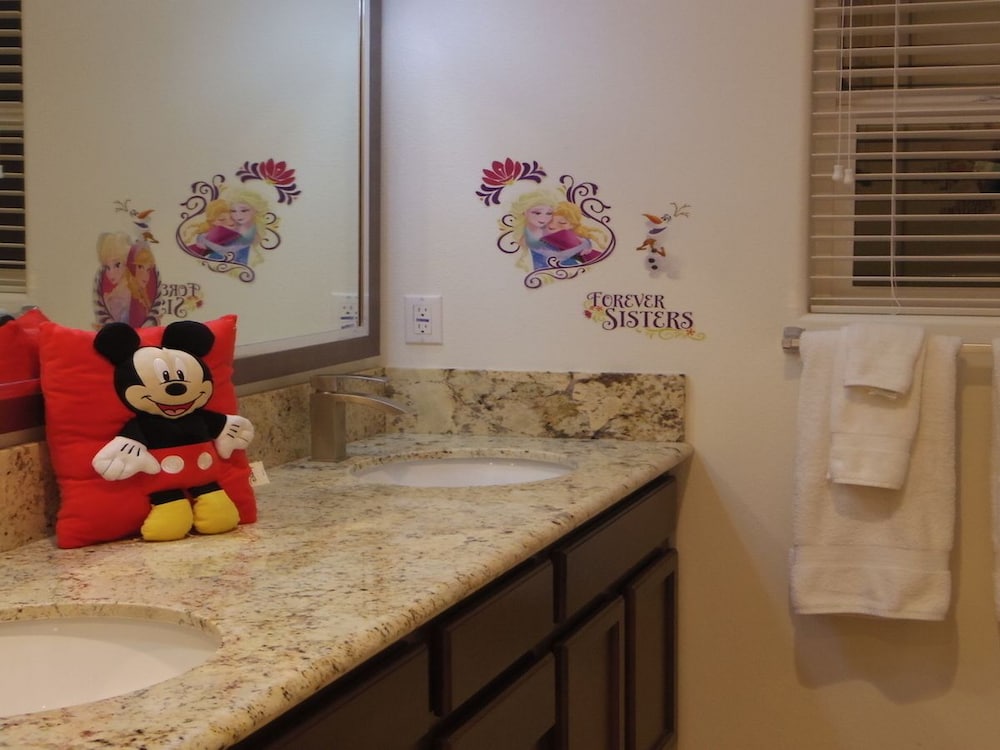 Family Townhome, 3 Bedrooms photo 3