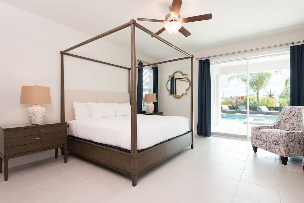 13 Bedroom Home Elite Westside, Private Pool