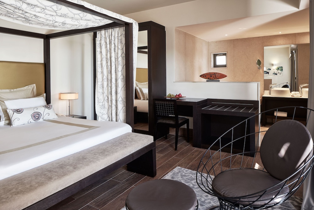Prestige Suite with Private Pool